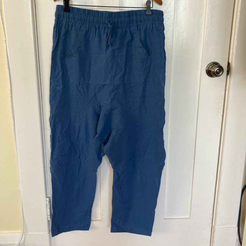Blue breathable sweatpants